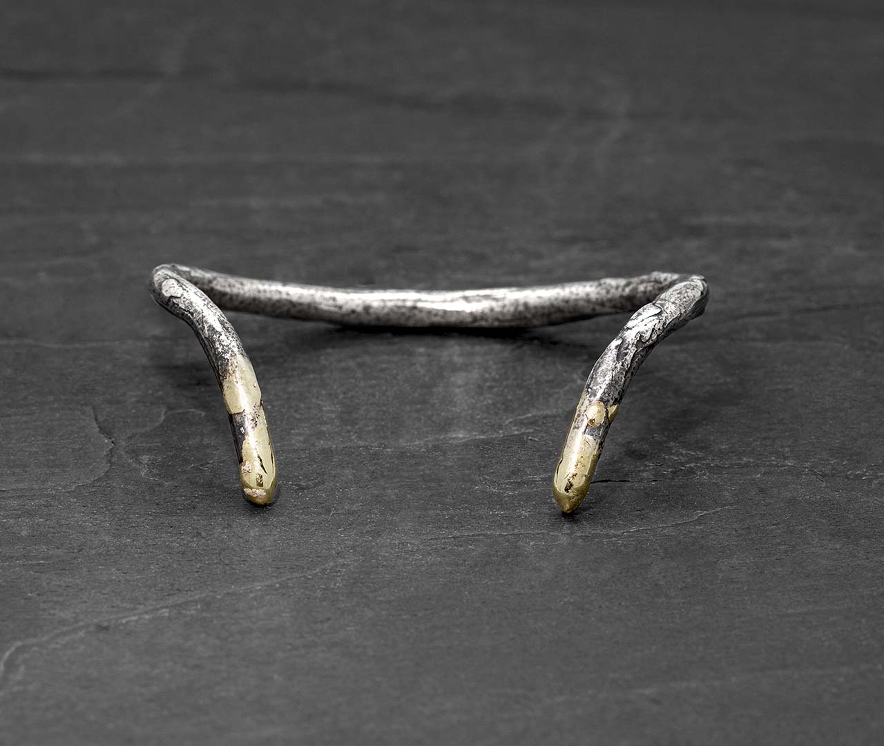 Snake bite bangle