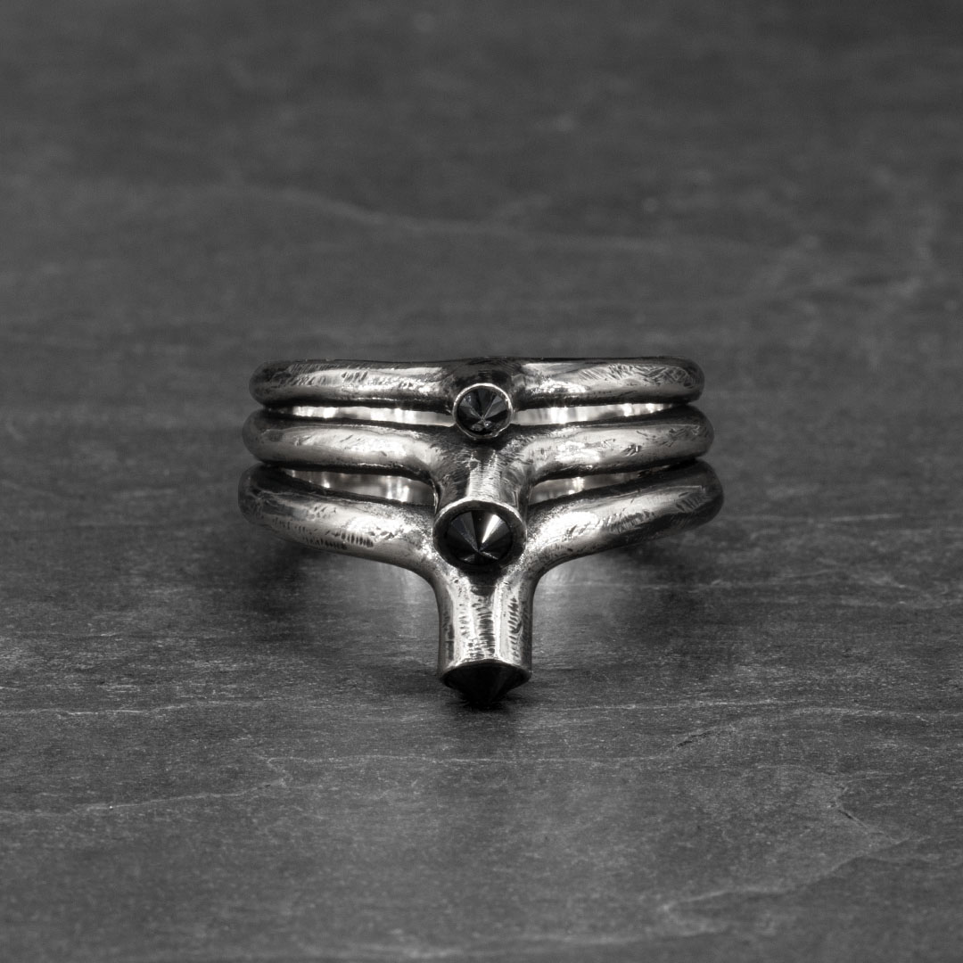 Bended rings