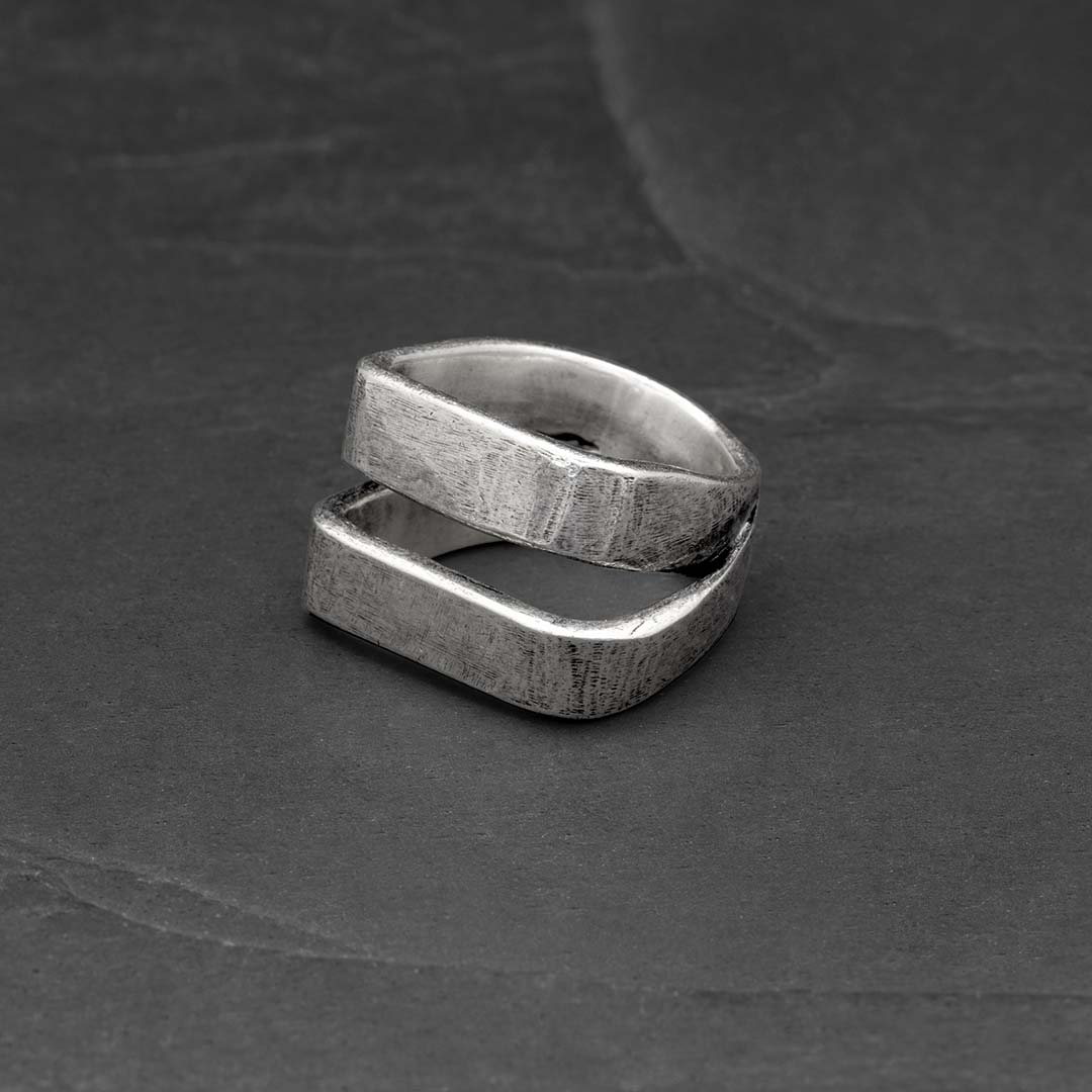 Square double ring