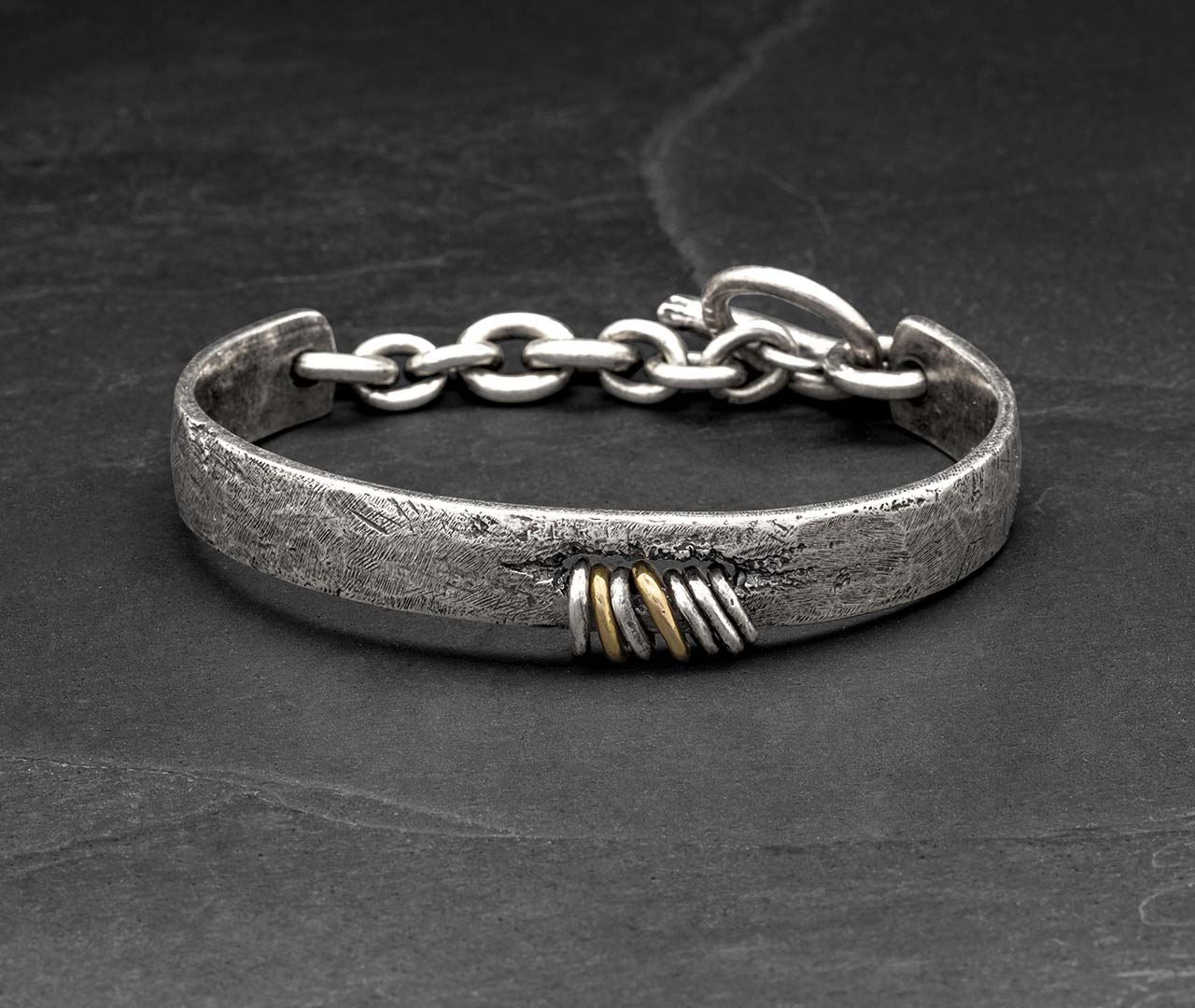 Erosion rings bracelet