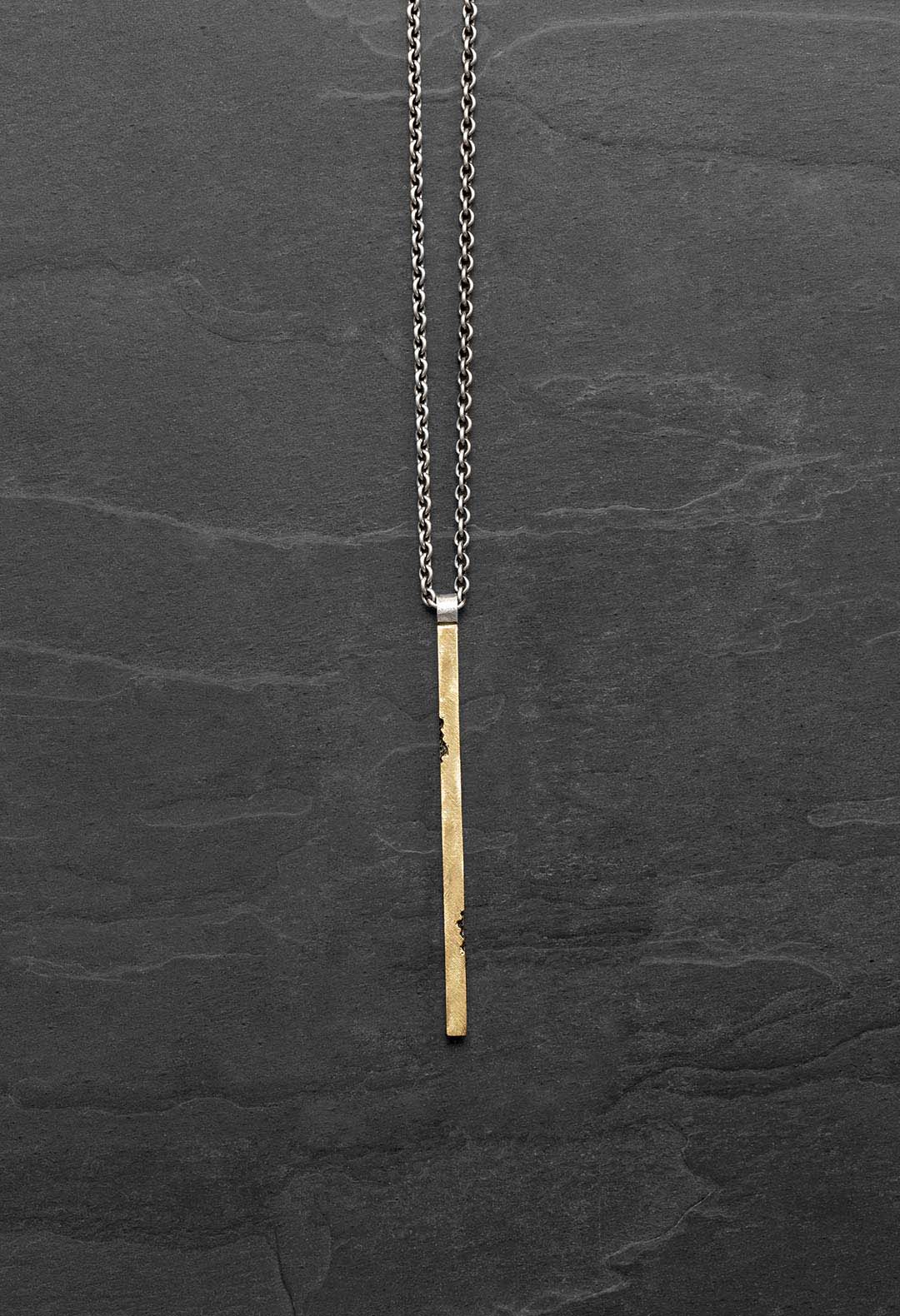 Gold stick necklace