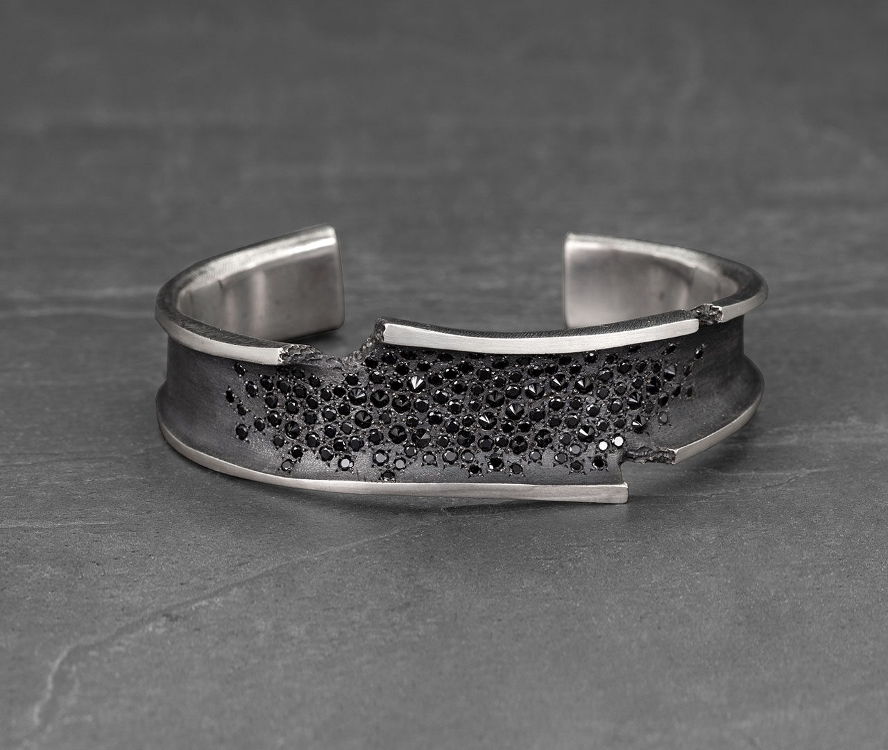 Pavé torn edges bangle