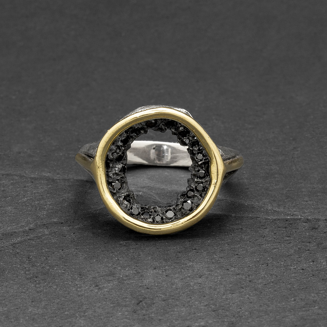 Gold frame ring